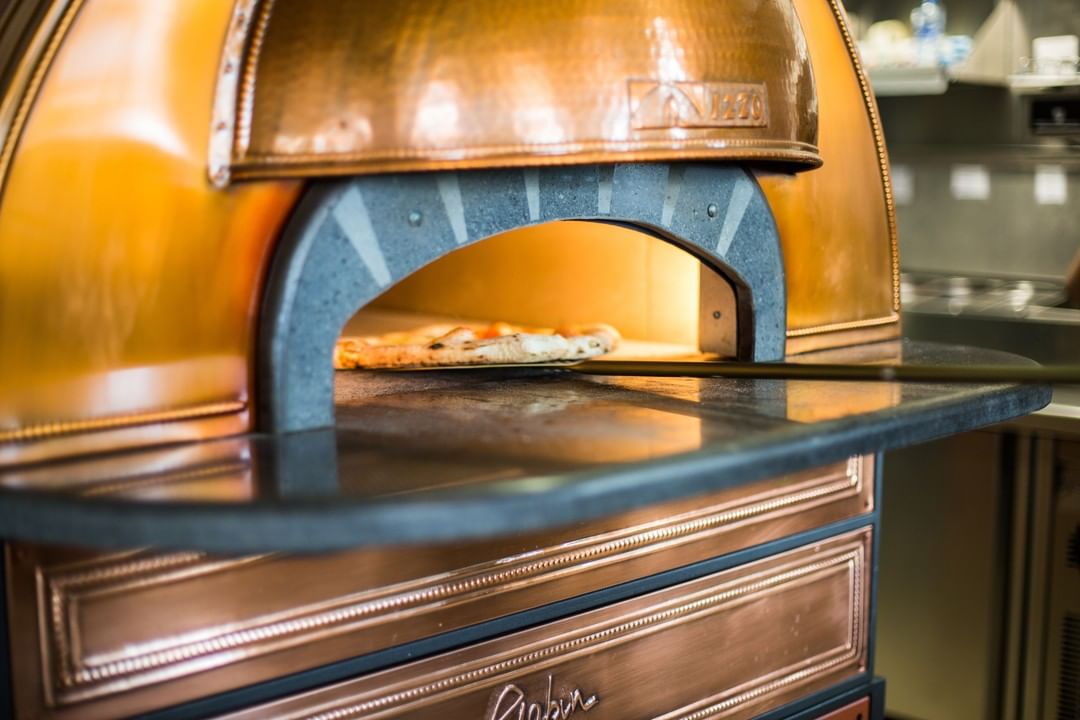 Designová elektrická pizza pec NAPOLETANO Pro 4  NEAPOLSKÉ pizzy